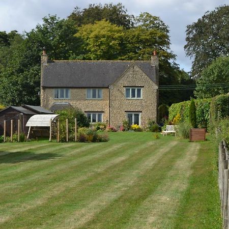 Two Hoots Bed And Breakfast ブラックリー エクステリア 写真